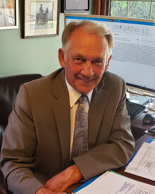 Lawrence Gordon - Lawyer in Medicine Hat, Alberta - Clearway Law