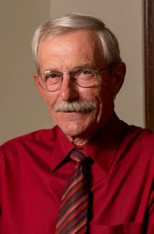 Douglas Lint - Lawyer in Lethbridge, Alberta - Clearway Law