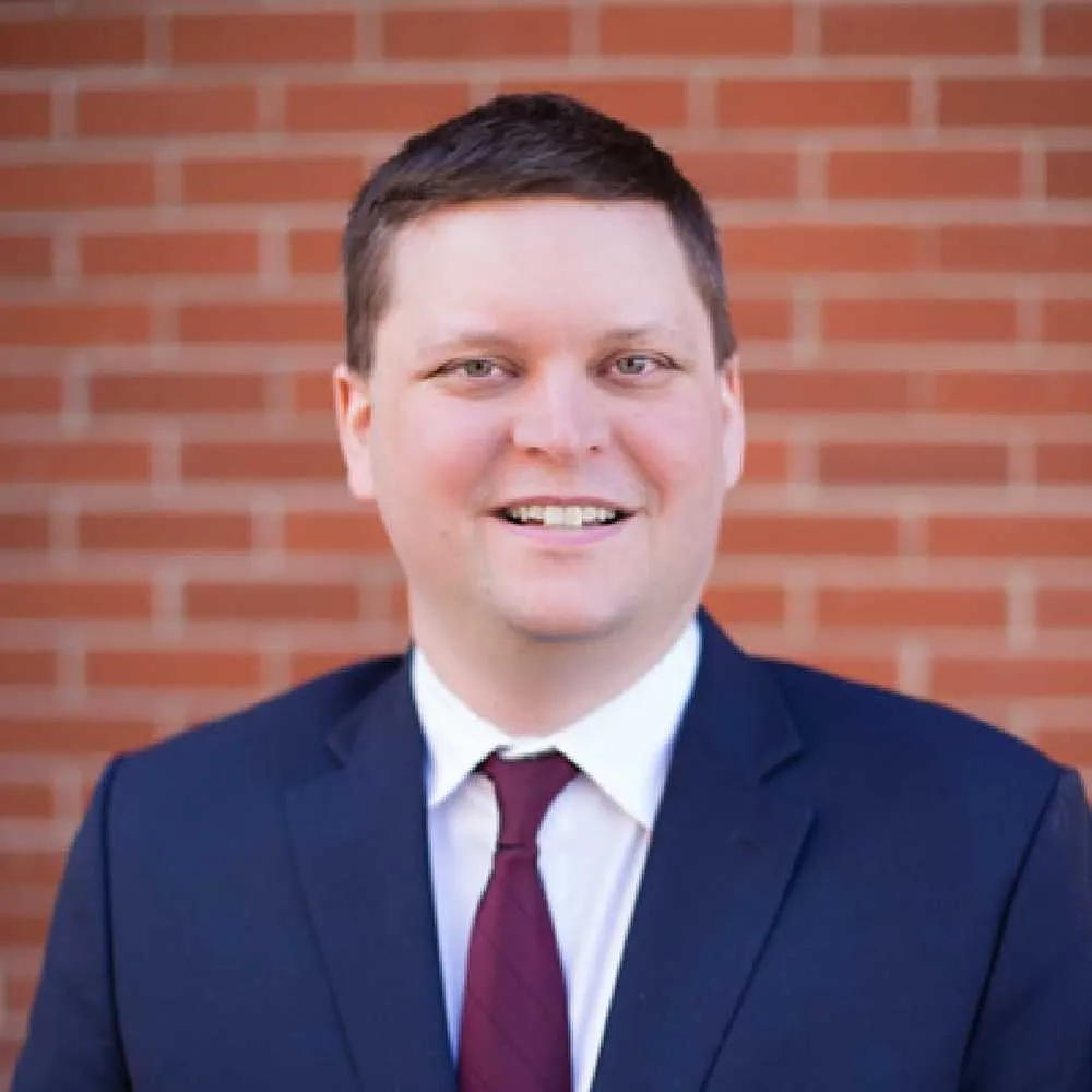 Nicholas Urie - Lawyer in Calgary, Alberta - Clearway Law