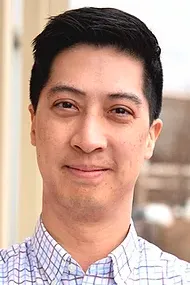 Warren Woo - Lawyer in Calgary, Alberta - Clearway Law