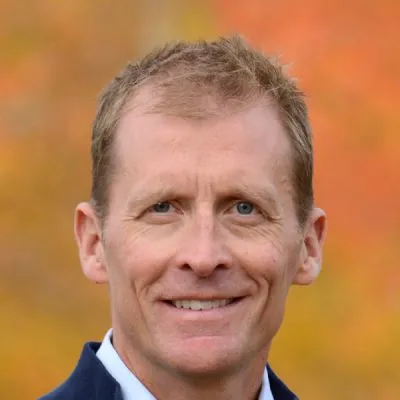 Tom Mix - Lawyer in Calgary, Alberta - Clearway Law