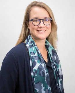 Elizabeth Whitsitt - Lawyer in Calgary, Alberta - Clearway Law