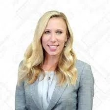 Rebecca Ross - Lawyer in Calgary, Alberta - Clearway Law