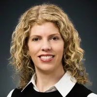 Suzanne Davies - Lawyer in Calgary, Alberta - Clearway Law