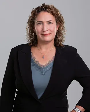 Christa Nicholson - Lawyer in Calgary, Alberta - Clearway Law