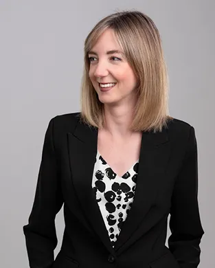 Robyn Graham - Lawyer in Calgary, Alberta - Clearway Law
