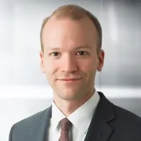 Vincent Light - Lawyer in Calgary, Alberta - Clearway Law