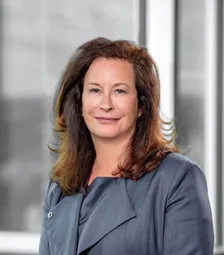 Kathryn Chisholm - Lawyer in Edmonton, Alberta - Clearway Law