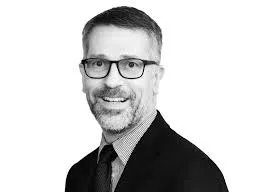 Simon Andrew Price - Lawyer in Abu Dhabi, Abu Dhabi - Clearway Law