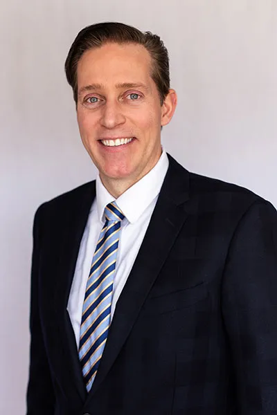 Thomas Spraggs - Lawyer in Coquitlam, British Columbia - Clearway Law