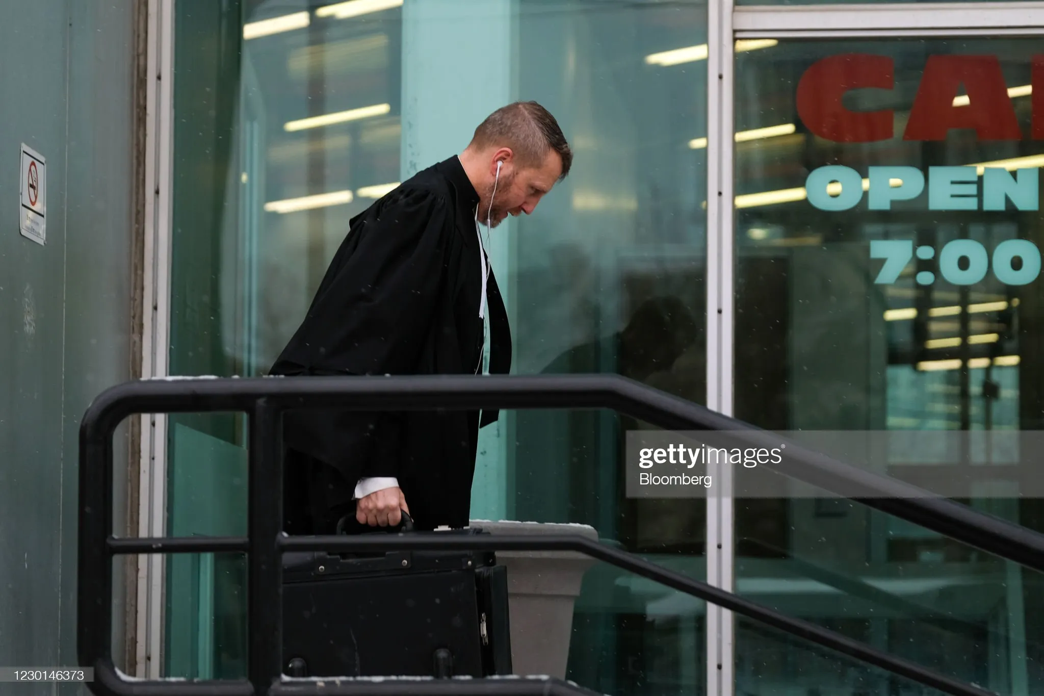 James Wood Lawyer in Winnipeg, Manitoba Clearway