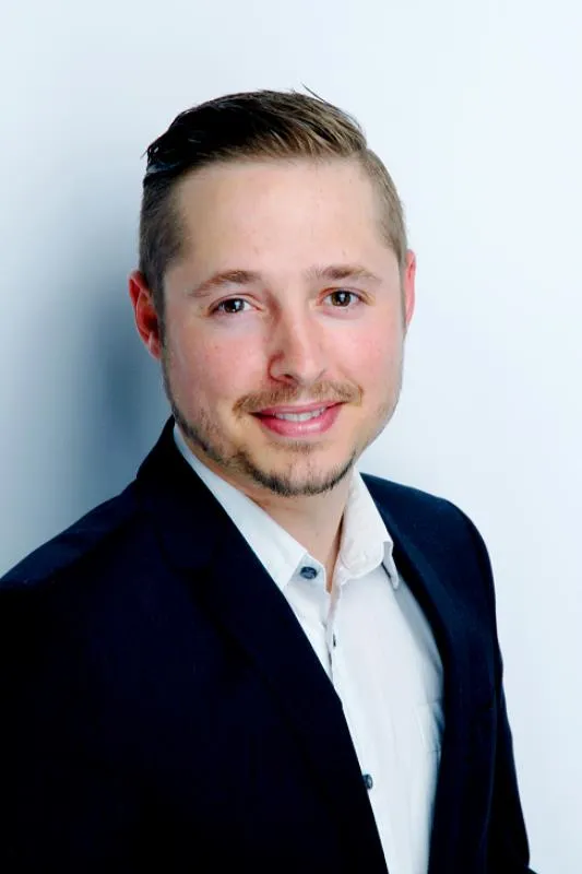 Luc Labelle Lawyer in Ottawa, Ontario Clearway