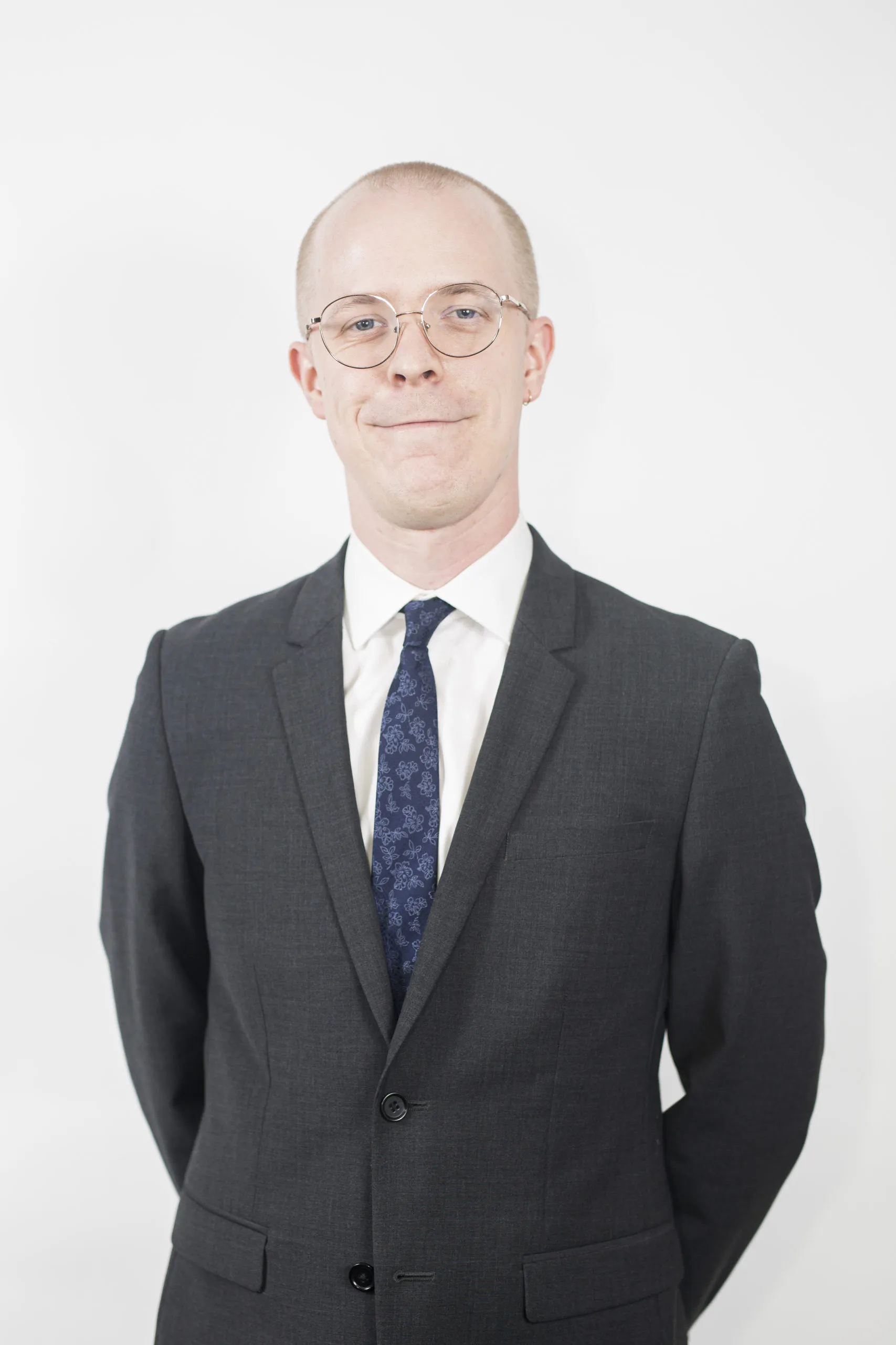 Daniel Duyvelshoff Lawyer in Ottawa, Ontario Clearway