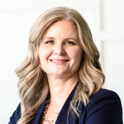 Avril Hasselfield - Lawyer in Toronto, Ontario - Clearway Law