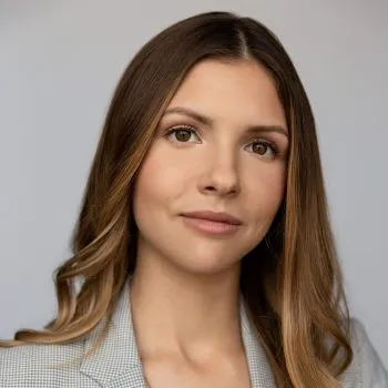 Marie-Louisa Santirosi - Lawyer in Laval, Quebec - Clearway Law